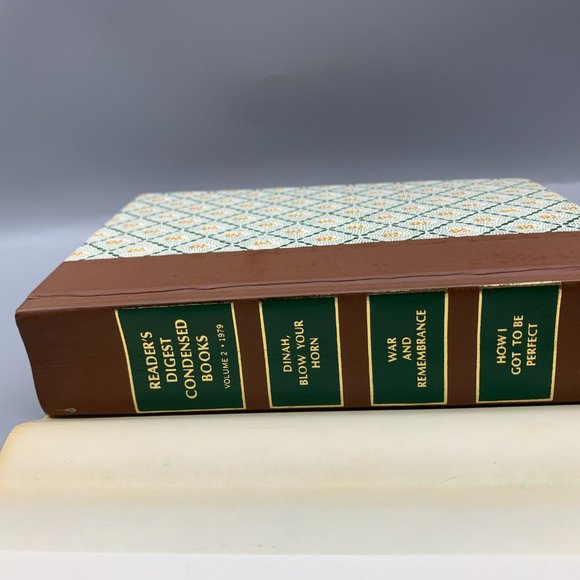 Reader's Digest Condensed Books Volume 2 from 1979 - Picture 8 of 12